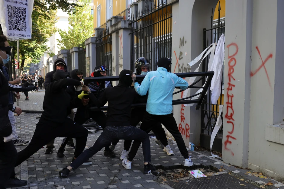 Protesti u Tirani, 13. oktobar