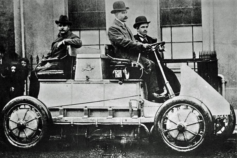 Lohner-Porsche. Zdjęcie z 1900 r.