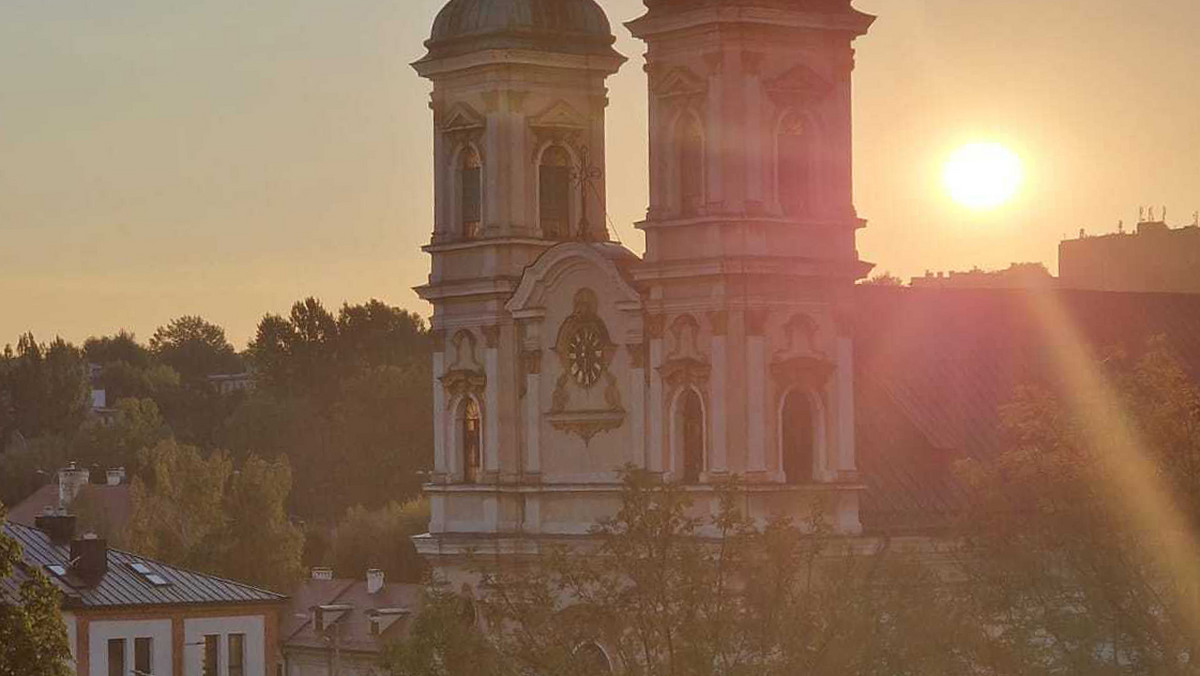 Dzwony kościelne budzą ją codziennie o 6 rano. "Jestem bezsilna"