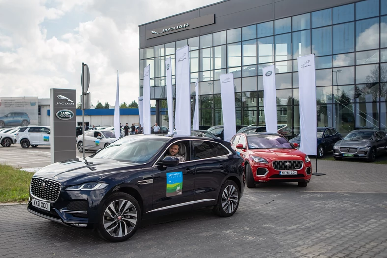 Jaguar Land Rover Cruise 2021