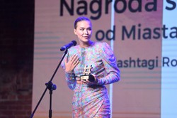 Kubicka planuje wymianę implantów. Jakich piersi nie lubi u kobiet?