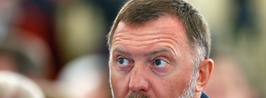 Oleg Deripaska, rosyjski magnat branży aluminiowej, poszedł na „potężne ustępstwo” wobec USA - twierdzi brytyjski dziennik