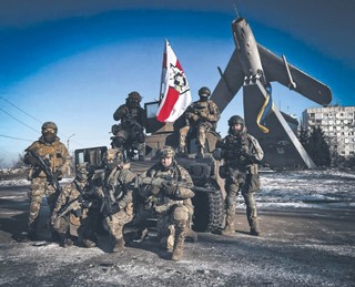 Czasem nieliczni obalają reżimy [WYWIAD]