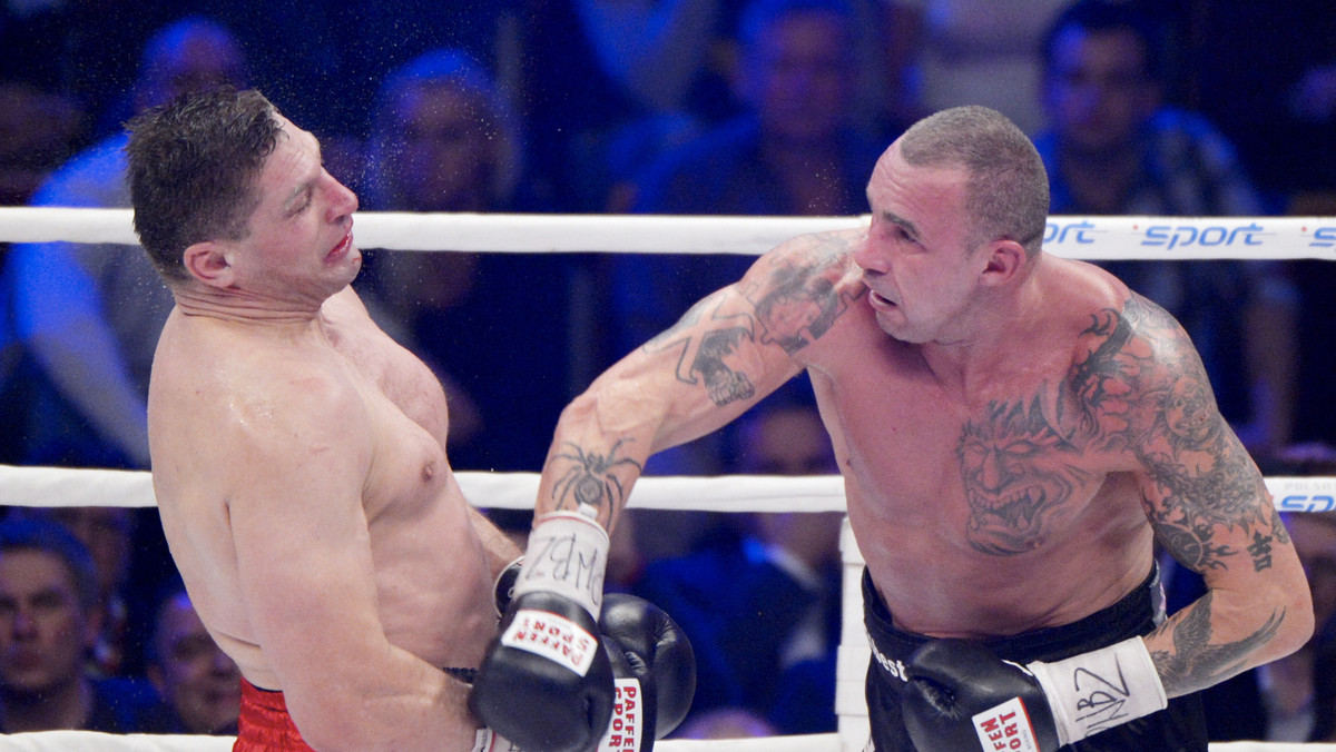 Przemysław Saleta pokonał przez nokaut Andrzeja Gołotę w walce wieczoru podczas gali Polsat Boxing Night, ale w czasie starcia sam również przyjął wiele ciosów. - Jeszcze czuję ciosy Gołoty - stwierdza Saleta na łamach "Super Expressu" .