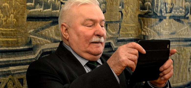 Wałęsa o PiS: Rozdają to, co nie zarobili, co poprzednicy zarobili, więc opierają się na demagogii i populizmie