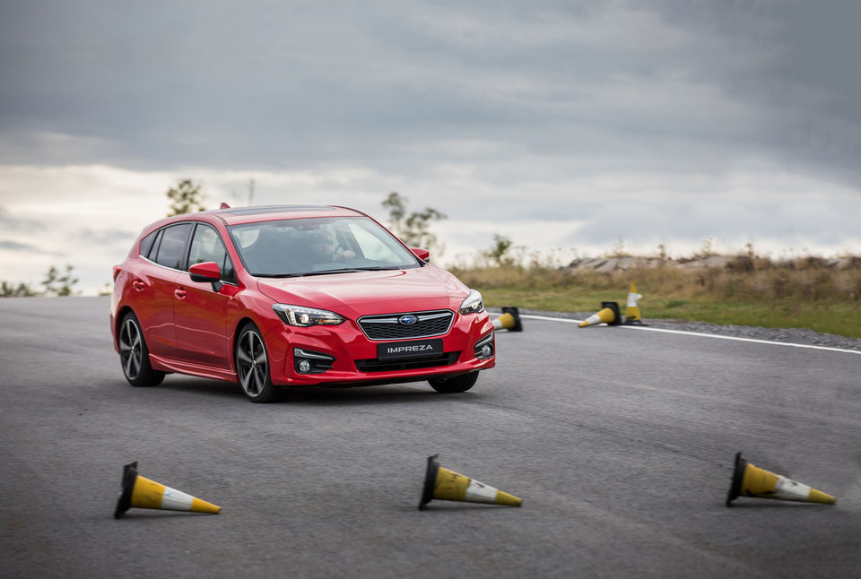 Subaru Impreza aż się prosi o więcej mocy test