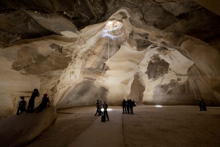 Jaskinie Maresza i Bet Guwrin. Starożytne podziemne miasto