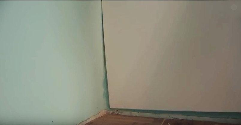 Zseniális megoldás, ha hideg és penészes a falad! (videó)
