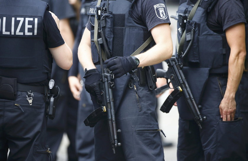 PILNE: Wielka obława na terrorystów w Niemczech