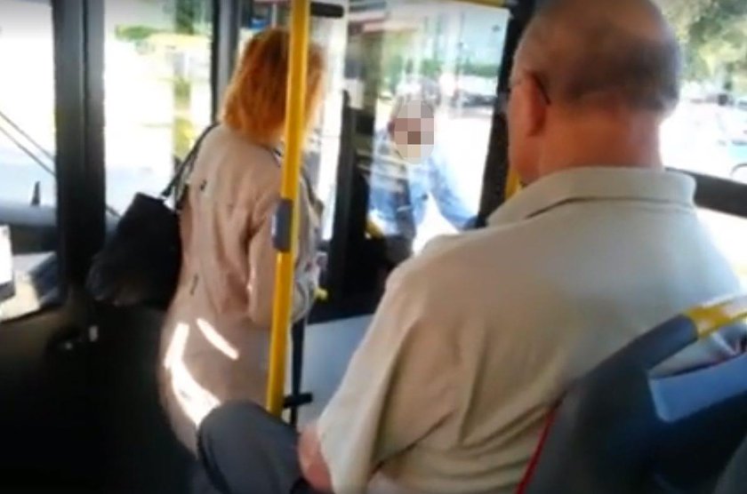 Skandal w autobusie. Kierowca nie chciał pomóc osobie na wózku