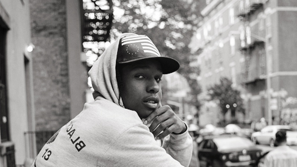 Zgodnie z zapowiedzią, dowodzony przez A$AP Rocky'ego kolektyw A$AP Mob opublikował nowy materiał w Internecie. Jest to mikstape zatytułowany "Lord$ Never Worry".