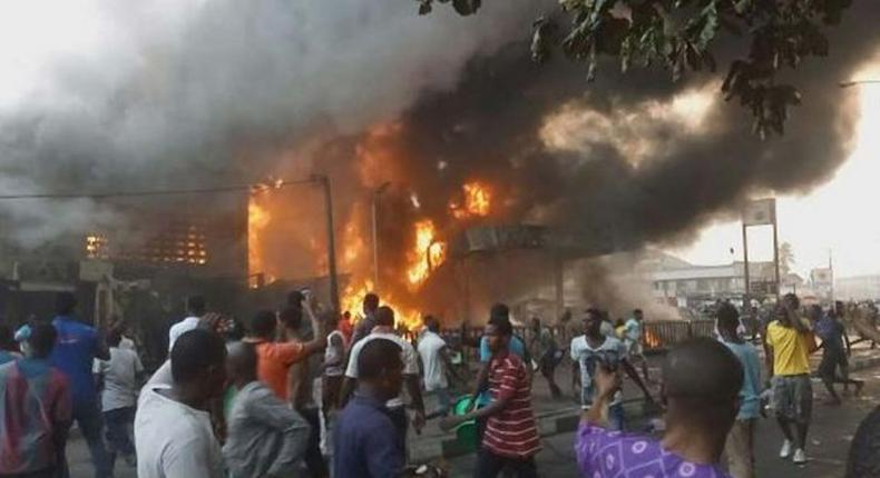 Fire guts rows of shops at Ibadan market/Illustration