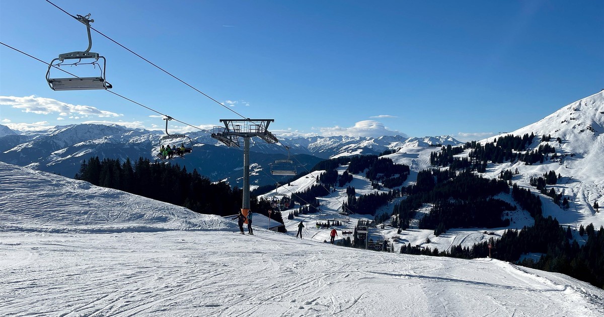 Makabra na stoku narciarskim. 5-latek wciągnięty przez ruchomy chodnik