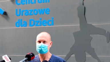 Tychy: poprawia się stan dziecka ranionego nożem