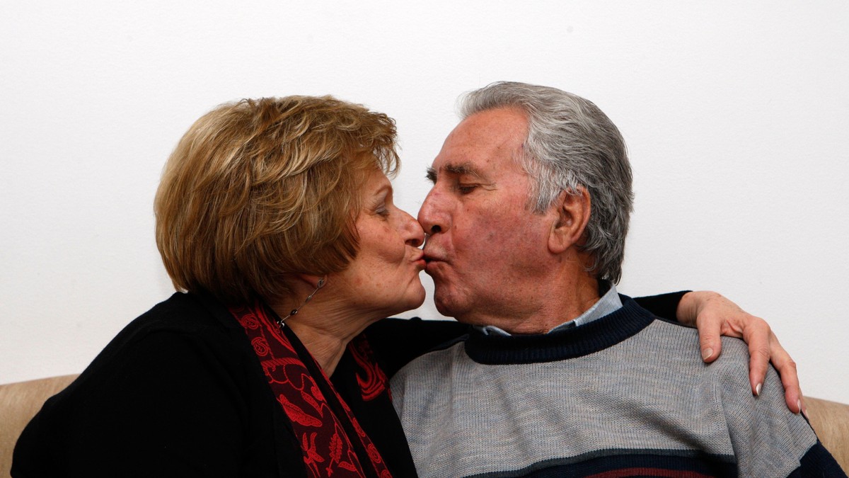 Intimni odnosi posle 70. nisu tabu: Stariji parovi otkrivaju istinu koja će vas iznenaditi / ILUSTRACIJA