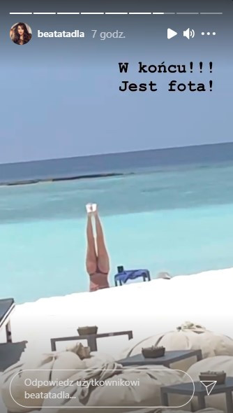 Beata Tadla na Instagramie śmieje się z plażowiczki