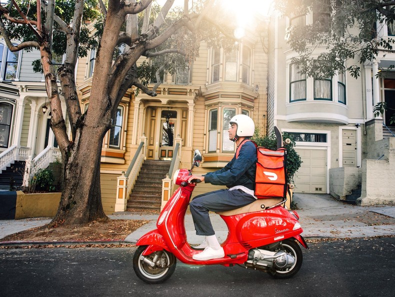 DoorDash is laying off an estimated 1,250 employees, or 6% of its global workforce, to reduce operating costs after a period of mounting losses. The food delivery company grew rapidly during the pandemic, but has struggled against rising competition in the sector and the looming economic recession. While our business continues to grow fast, given how quickly we hired, our operating expenses — if left unabated — would continue to outgrow our revenue, DoorDash CEO Tony Xu wrote in a letter to staff on Nov. 30, per Bloomberg.