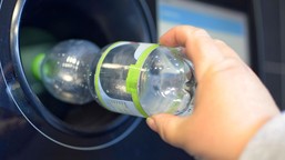 ponad 400 zł za puste opakowania. w polsce padły pierwsze rekordy systemu kaucyjnego