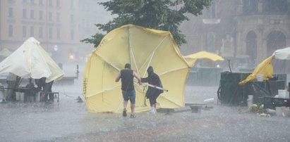 Alerty IMGW. W weekend pogoda da nam w kość. Ostrzeżenia dla wielu województw. Będzie chłodno i burzowo