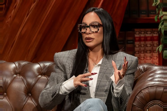 DRAMA PRED NASTUP U ČAČKU! Trudna Edita doživela neprijatnu situaciju na putu, pa se javno oglasila: "Ovo se dešava TREĆI PUT za mesec i po dana"