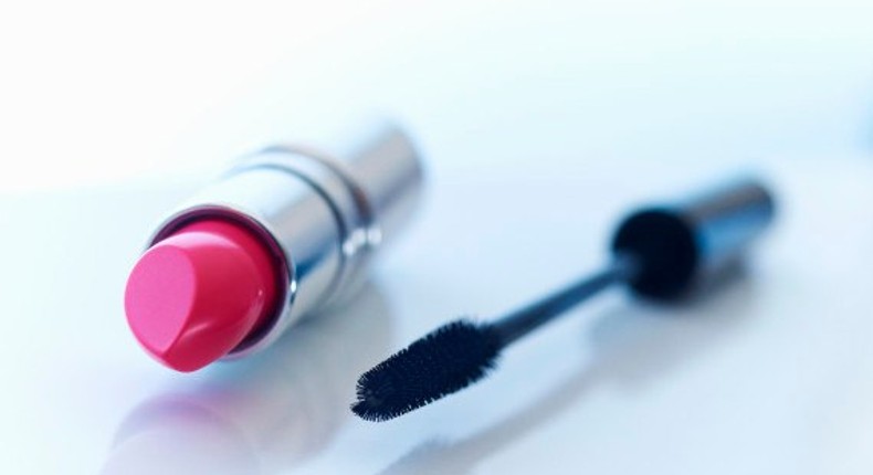 Sharing lipsticks, balm and glosses are the major cause of cold sores for ladies