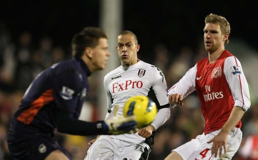 Wojciech Szczęsny przyłapany przez dziennikarzy Daily Mail w nocnym klubie po przegranym meczu Arsenalu z Fulham