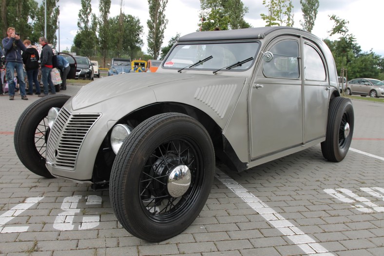 21. Światowy Zlot Miłośników Citroëna 2CV - Toruń 2015