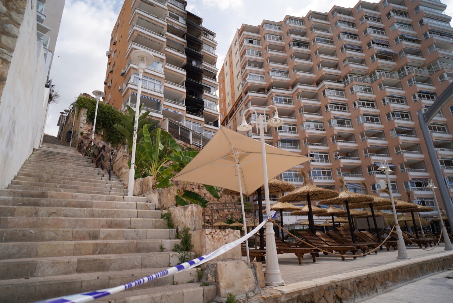 V dome v turistickej oblasti na španielskom ostrove Malorka vypukol požiar. 
