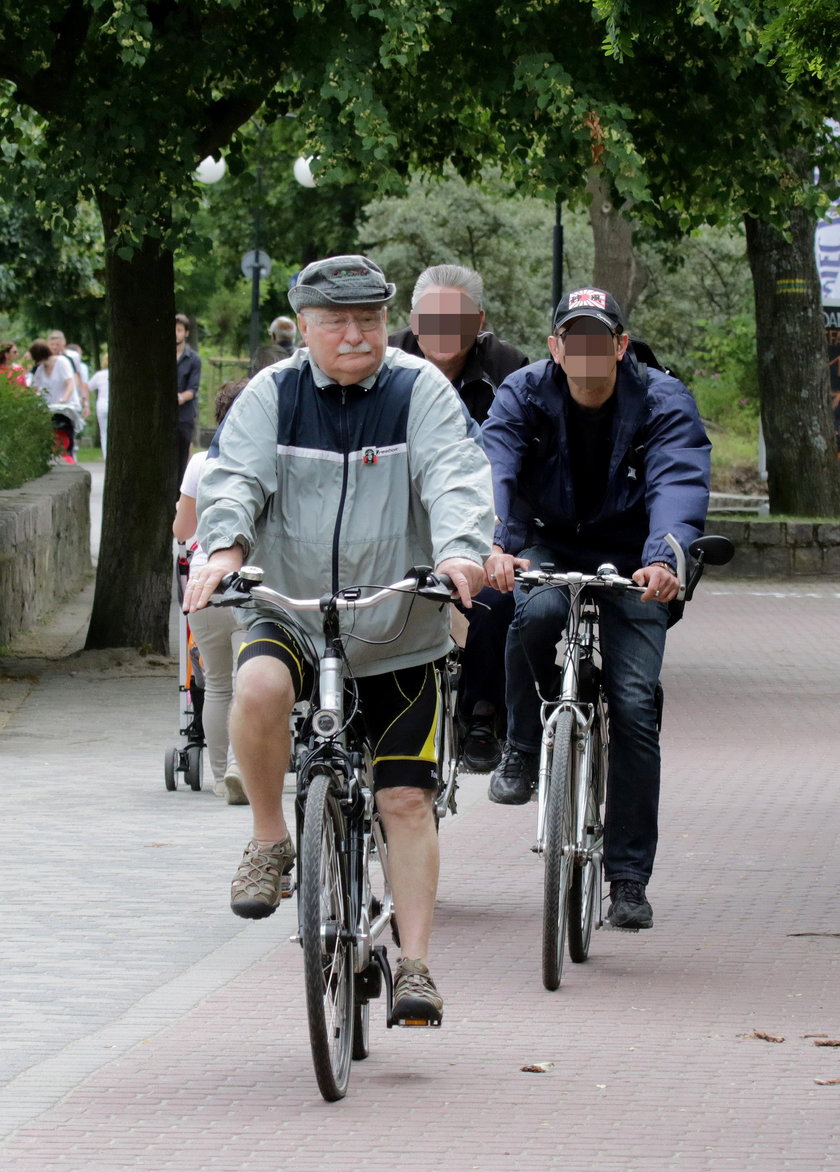 Wałęsa na rowerze w Sopocie