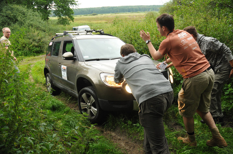 4x4 Family Adventure: baza pod namiotami