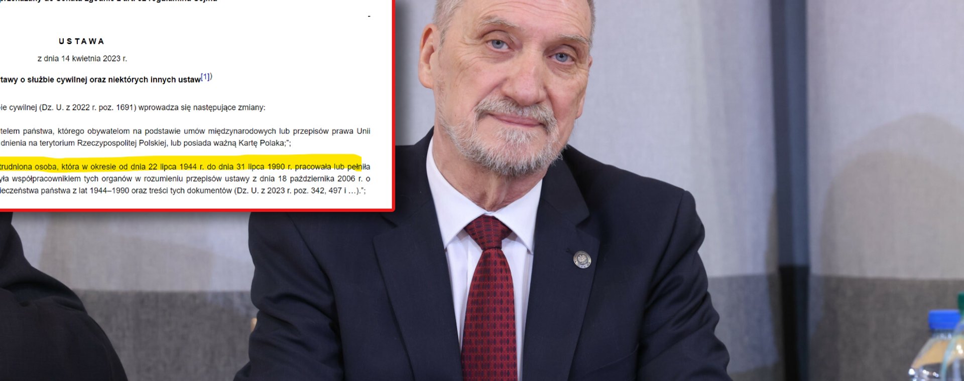 Na zdjęciu Antoni Macierewicz prezentuje raport Podkomisji smoleńskiej w kwietniu 2022 r. Teraz cieszy się z  pełnej lustracji w administracji