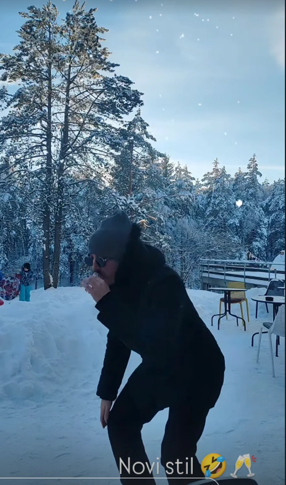 Dinča sa porodicom otišao iz Beograda