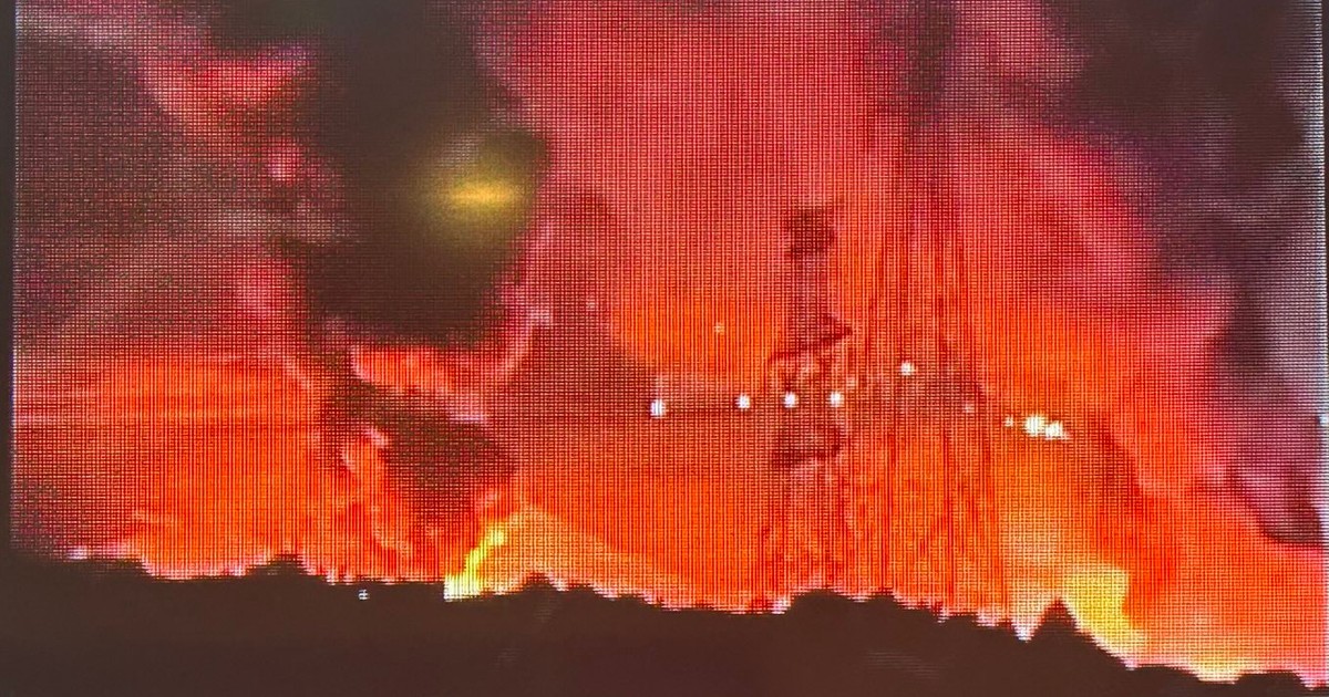 Zaskakujący ruch ajatollaha Iranu. Przygotowania na "czarny scenariusz" [RELACJA NA ŻYWO]