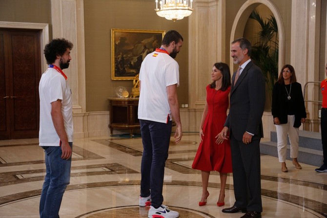 Crveno za radost 