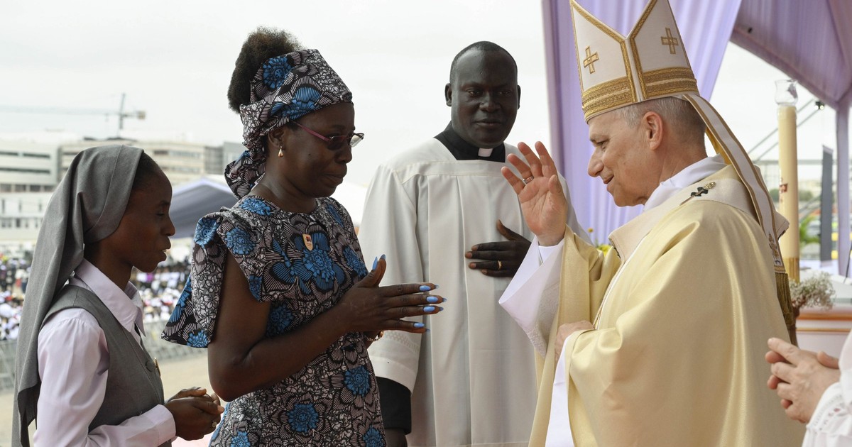 The Pope addresses Angola’s 27-year war and its resource curse
