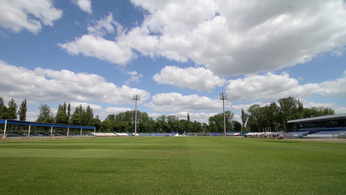 Odnowiony stadion miejski w Nowej Hucie