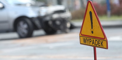Tragiczny wypadek pod Warszawą. Nie żyje motocyklista