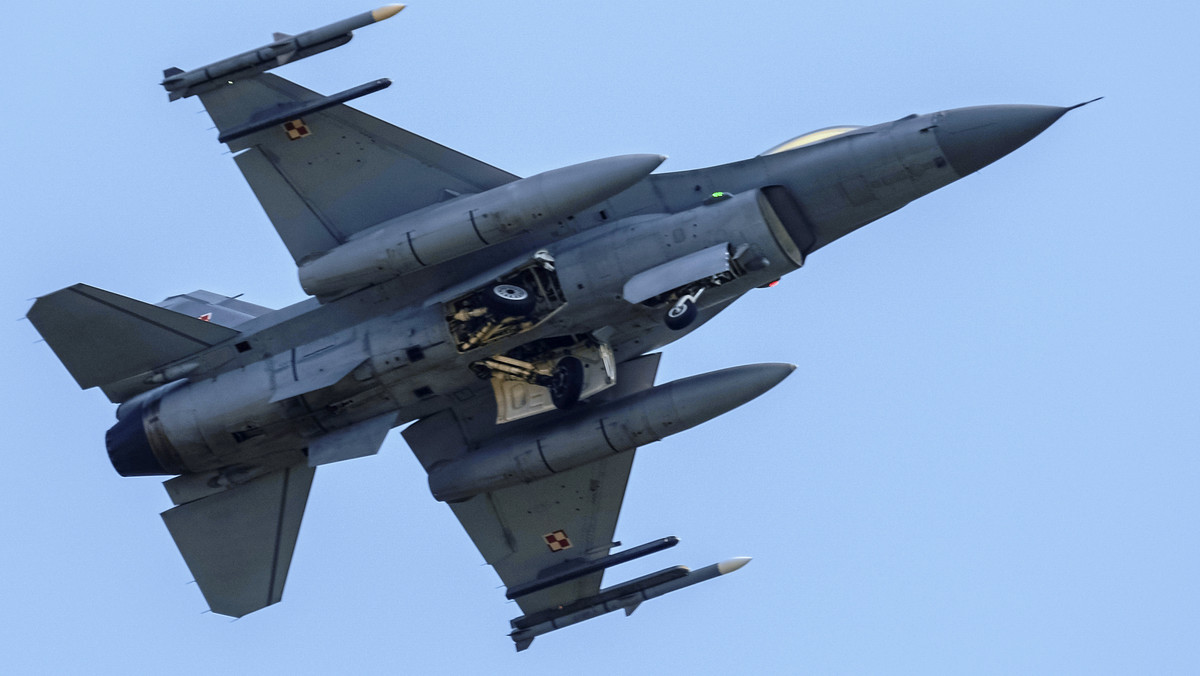 Incydenty na Bałtyku. Polskie F-16 przechwyciły rosyjski samolot