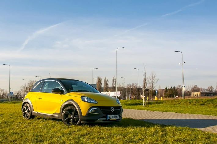 Opel Adam Rock