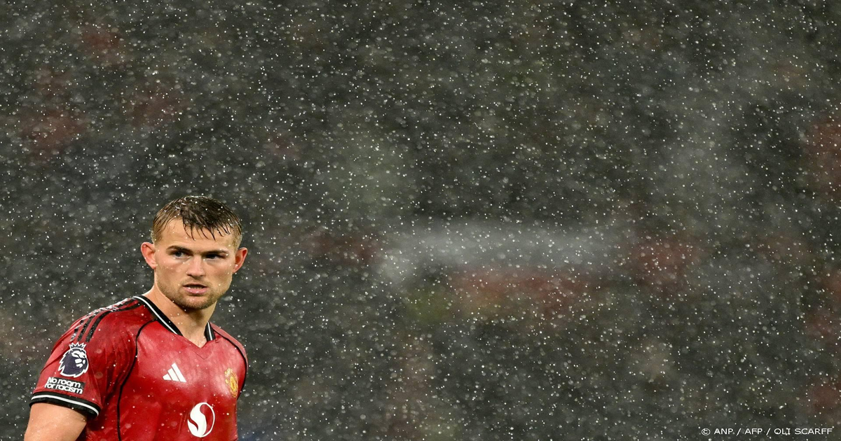 Speler-van-de-maand-uitgeschakeld-De-Ligt-mist-opnieuw-door-rug