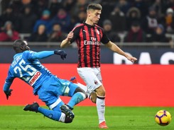 Debiut Piątka w barwach Milanu w meczu przeciwko Napoli Milika i Zielińskiego. Jak wypadli Polacy?