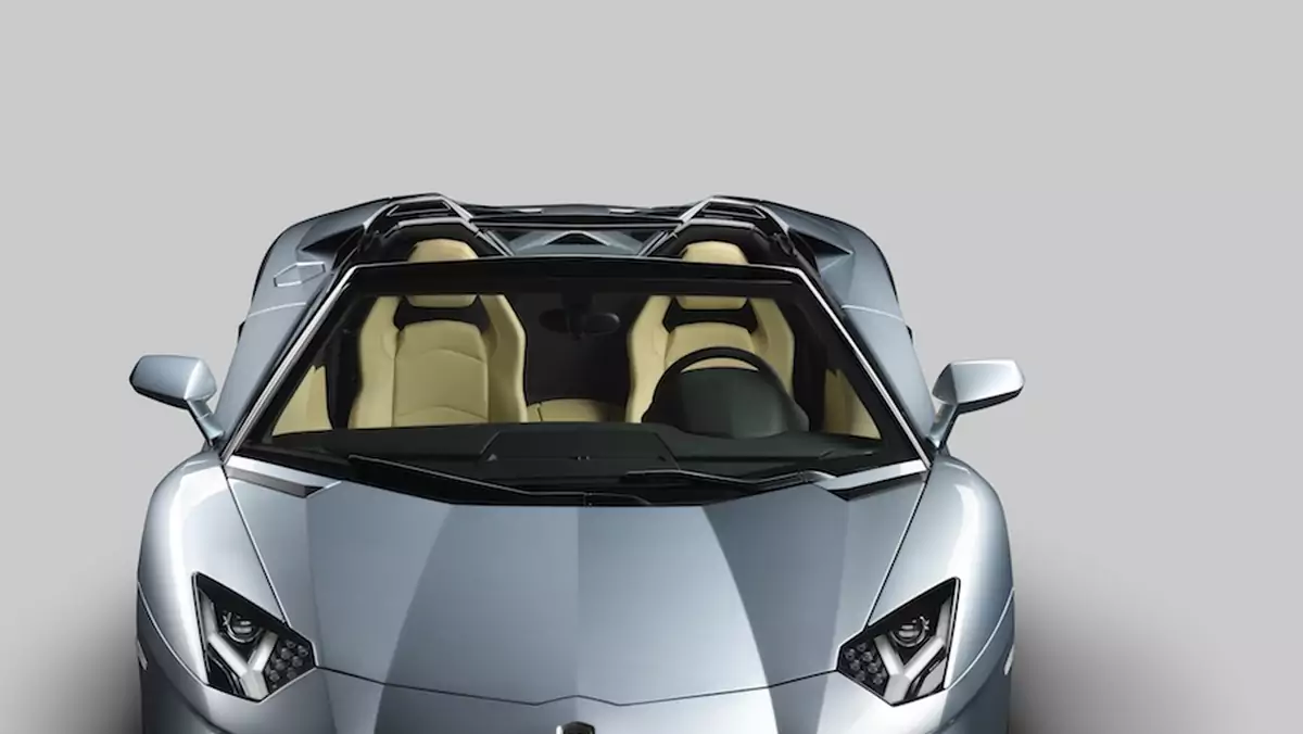 Lamborghini Aventador LP 700-4 Roadster