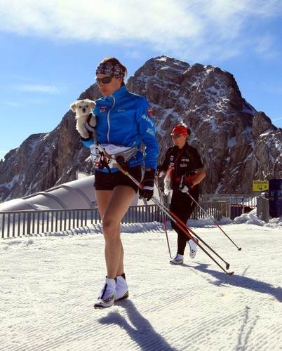 Justyna Kowalczyk trenuje na lodowcu. Polka szykuje się do sezonu