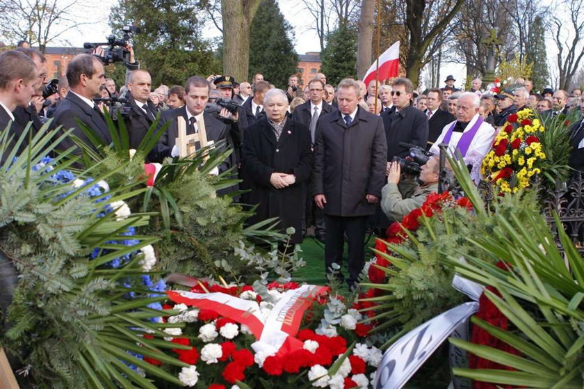 Politycy w żałobie. Zdjęcia z pogrzebu Marka Rosiaka