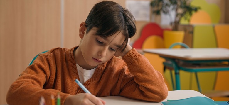 5 świadczeń dla rodziców uczniów w roku szkolnym 2025/2026. Łącznie to nawet 1381 złotych w miesiącu. Jak skorzystać i do kiedy można składać wnioski?