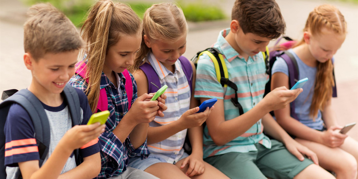 Szkoła w Lublinie wprowadza zakaz korzystania z telefonów.