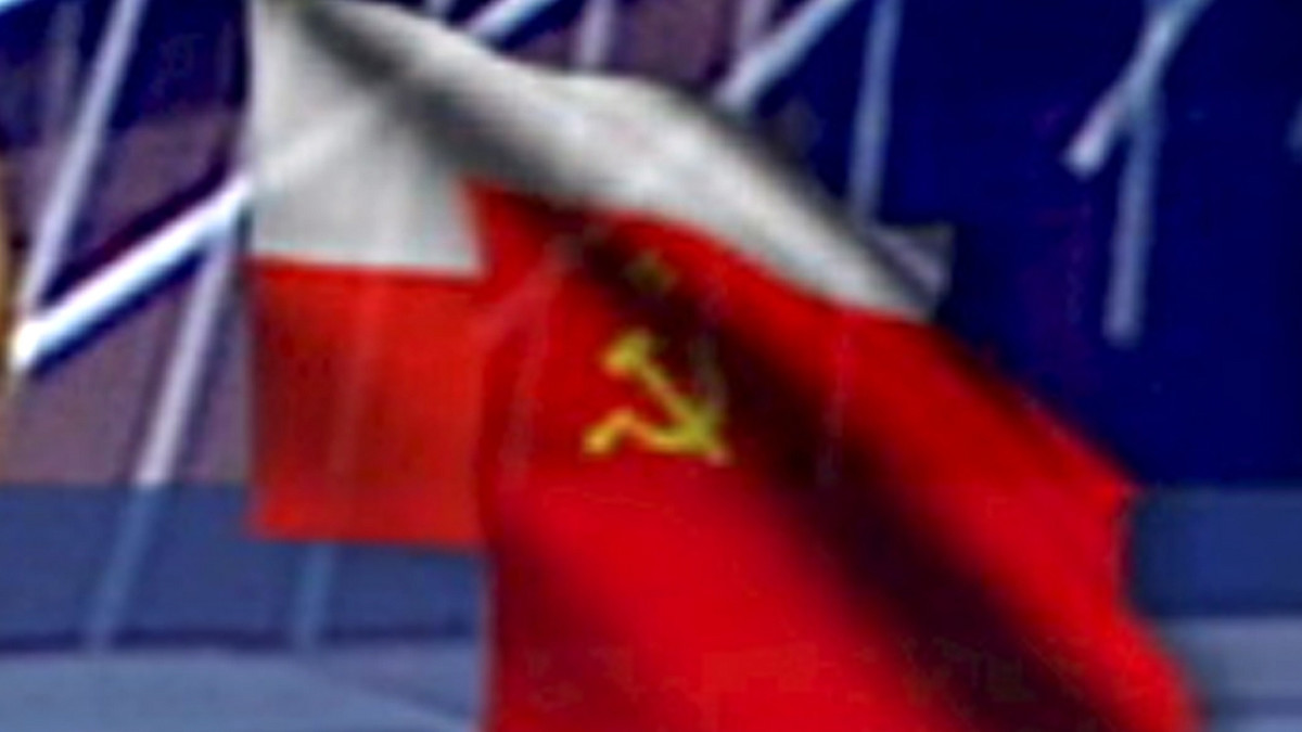 TVP pomyliła flagę Rosji z ZSRR. Wyrzucą technika przez pomyłkę flag Rosji  i ZSRR?
