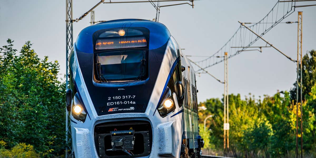 Prezes PKP Intercity S.A. Marek Chraniuk zwrócił uwagę, że przewoźnicy muszą odpowiadać na zmieniające się potrzeby pasażerów. Przewoźnik od kilku lat realizuję strategię PKP Intercity – Kolej Dużych Inwestycji w ramach której na modernizację i zakup taboru przeznaczy do 2023 r. 7 mld zł. Te inwestycje bezpośrednio przekładają się na wzrost liczby pasażerów