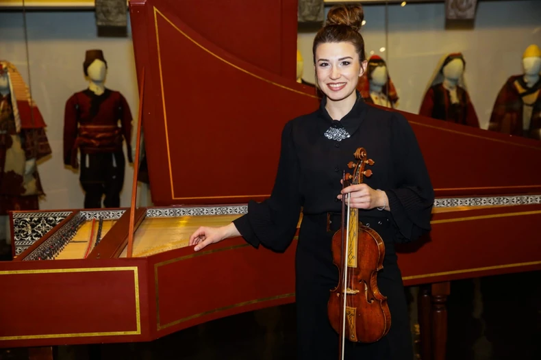 Sara je dobila što malo ko dobija: Kraljevski koledž u Londonu će dve godine u celom iznosu stipendirati Sarino usavršavanje u baroknoj školi