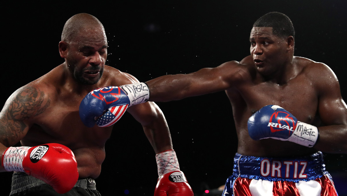 Luis Ortiz (25-0, 22 KO) znokautował w szóstej rundzie Tony'ego Thompsona (40-7, 27 KO) w głównej walce wieczoru gali w Waszyngtonie. Amerykanin padał na deski także w pierwszej i trzeciej odsłonie pojedynku.